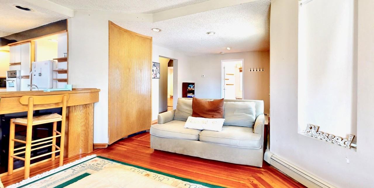 27 Princeton Street, Unit 1 - Photo 3 of 32