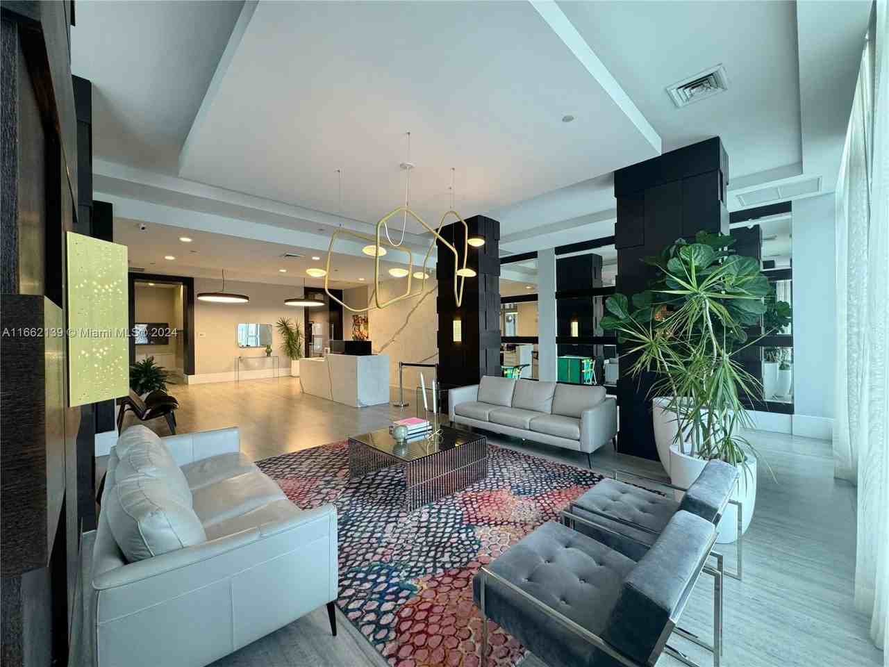 140 S Dixie Hwy #914 - Photo 2 of 8