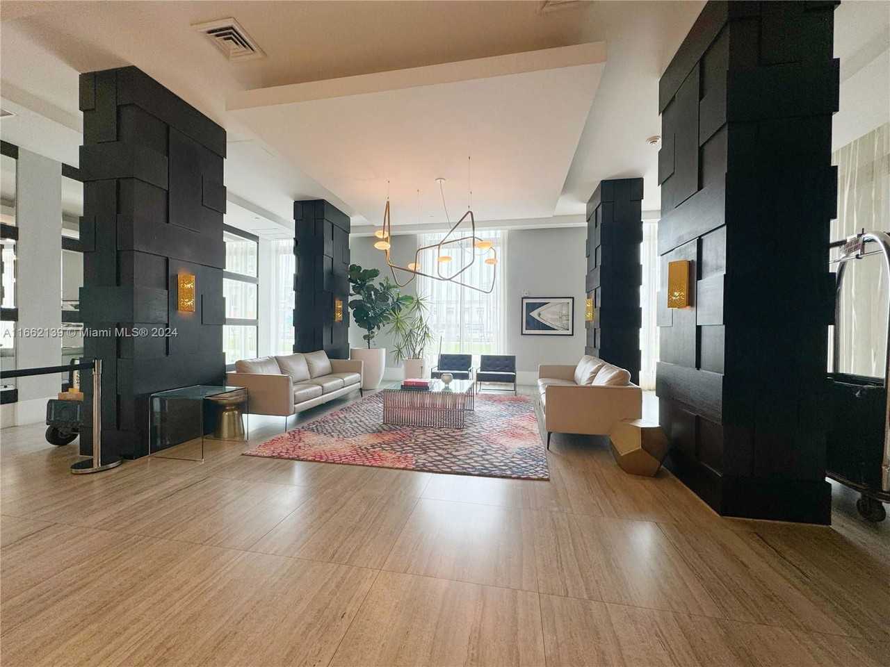 140 S Dixie Hwy #914 - Photo 3 of 8