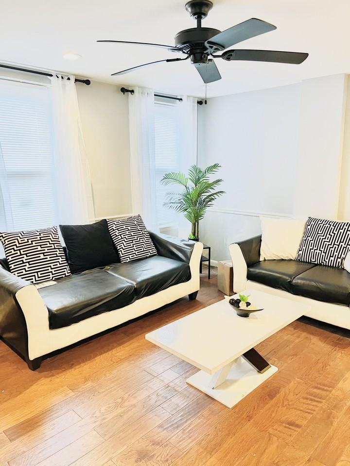 W Somerset St - Photo 3 of 22