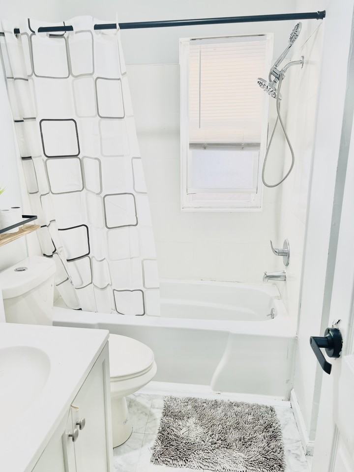 W Somerset St - Photo 4 of 22