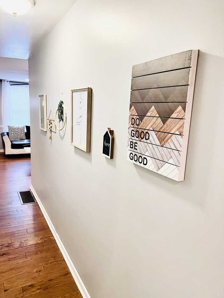 W Somerset St - Photo 7 of 22