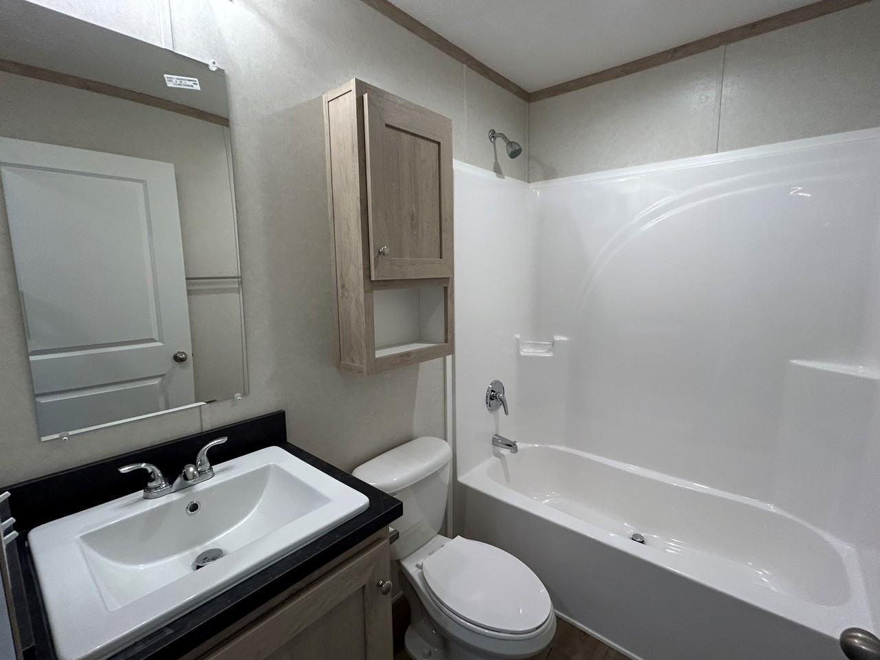 3 Grant St #GR3 - Photo 7 of 9