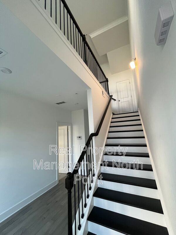 571 Ember Ln Nw - Photo 3 of 44
