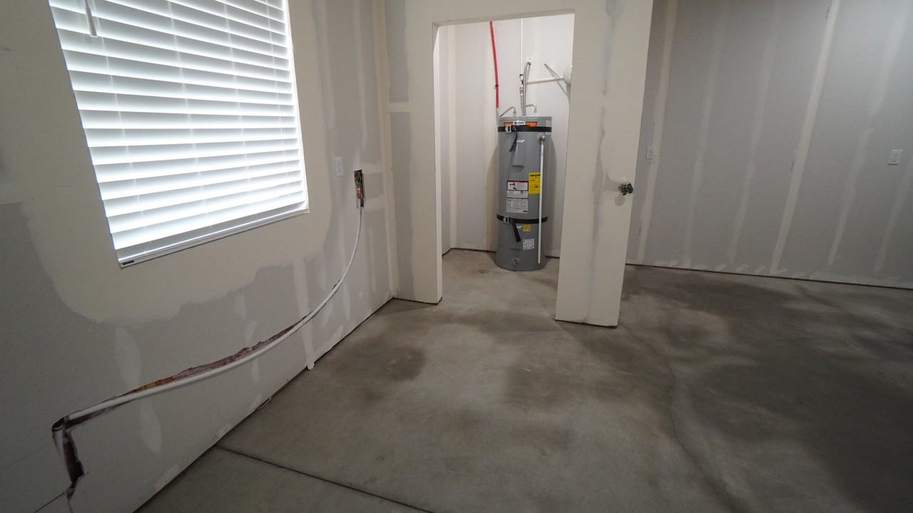 1582 Sw - Photo 6 of 32