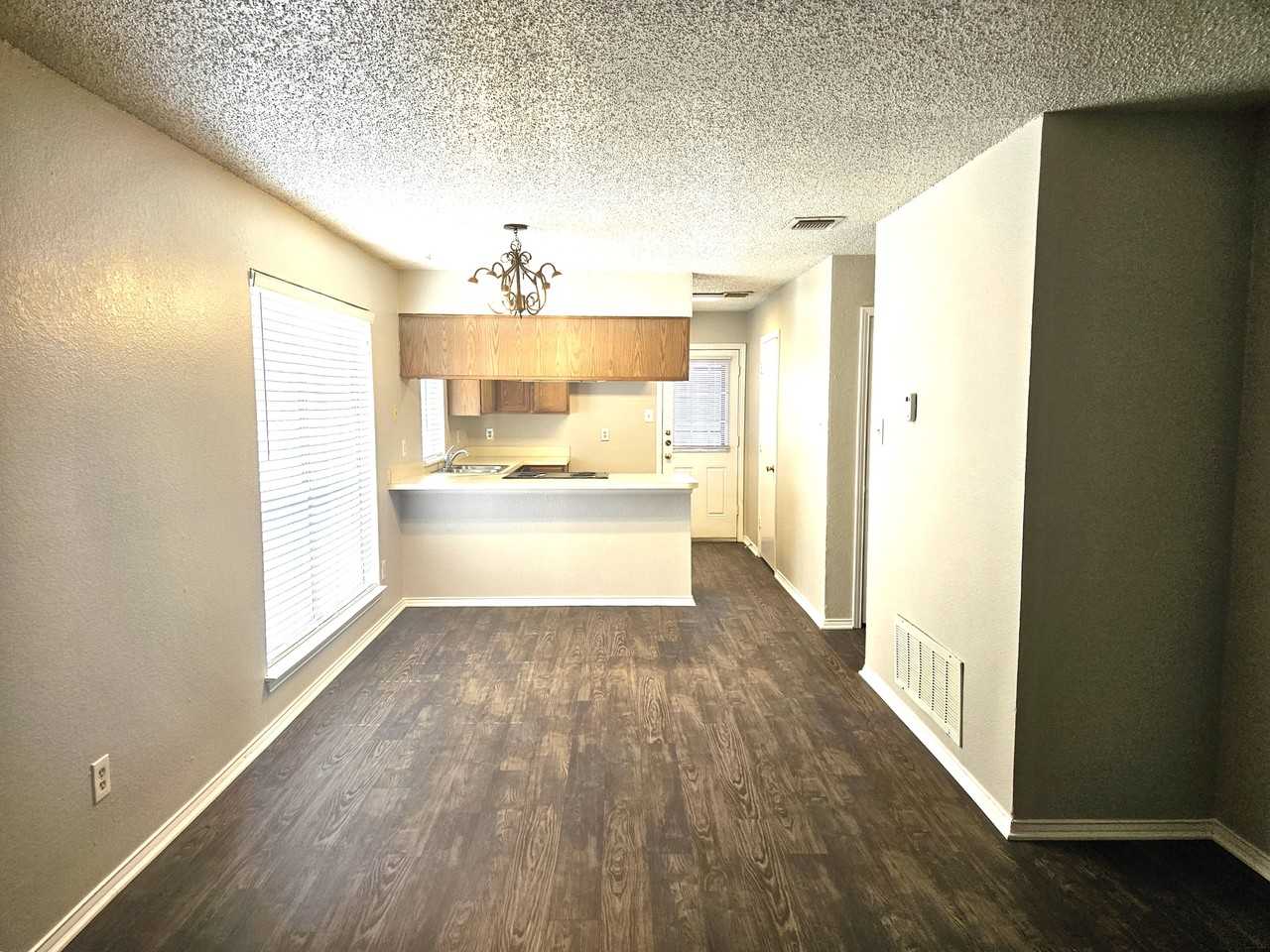 5709 Cancun Dr - Photo 3 of 19