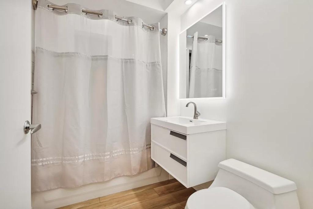 Pine St #4C - Photo 4 of 14