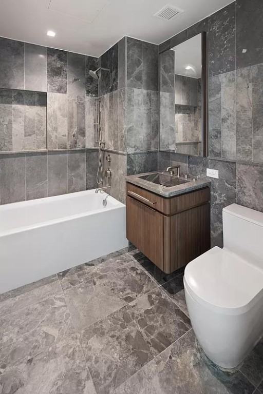 Delancey St #2A - Photo 5 of 9