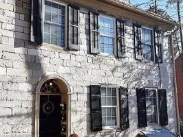featured image of 47 N East St