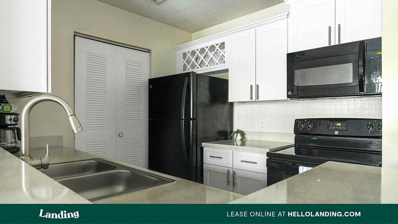 4148 53rd Ave W - Photo 5 of 50