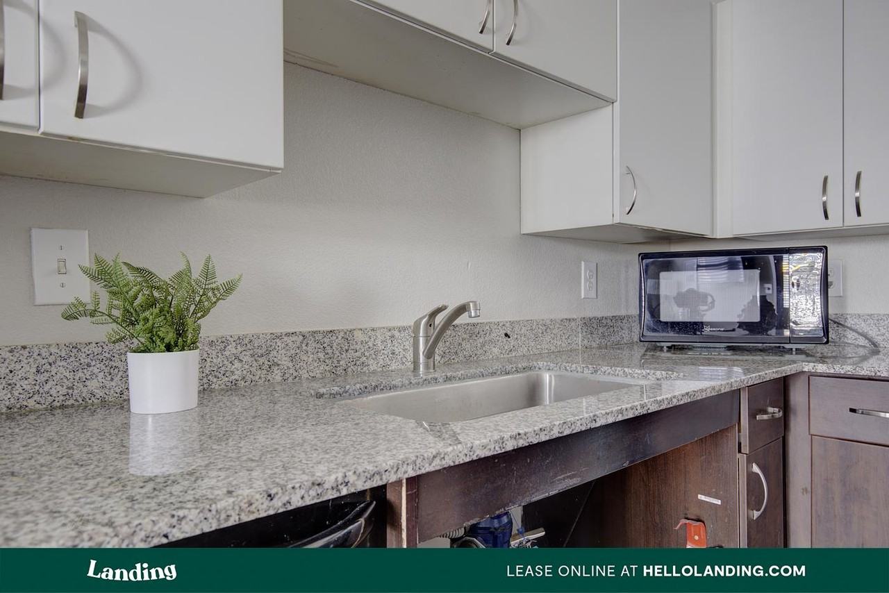 1415 N Main Ave - Photo 7 of 50