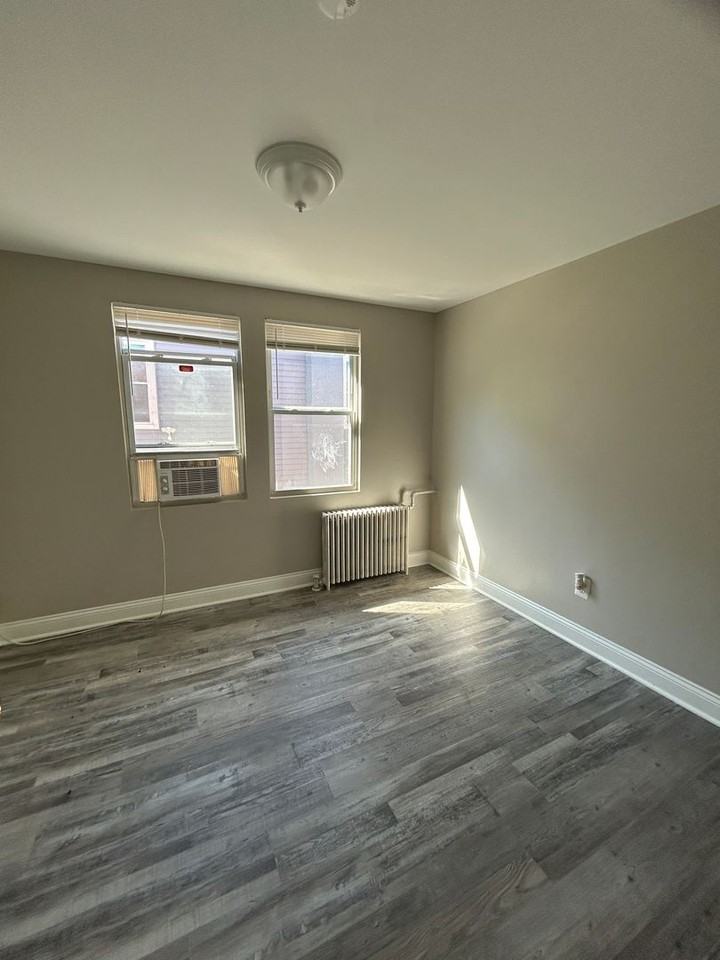 1613 1613 Olive St. SE - Photo 3 of 6