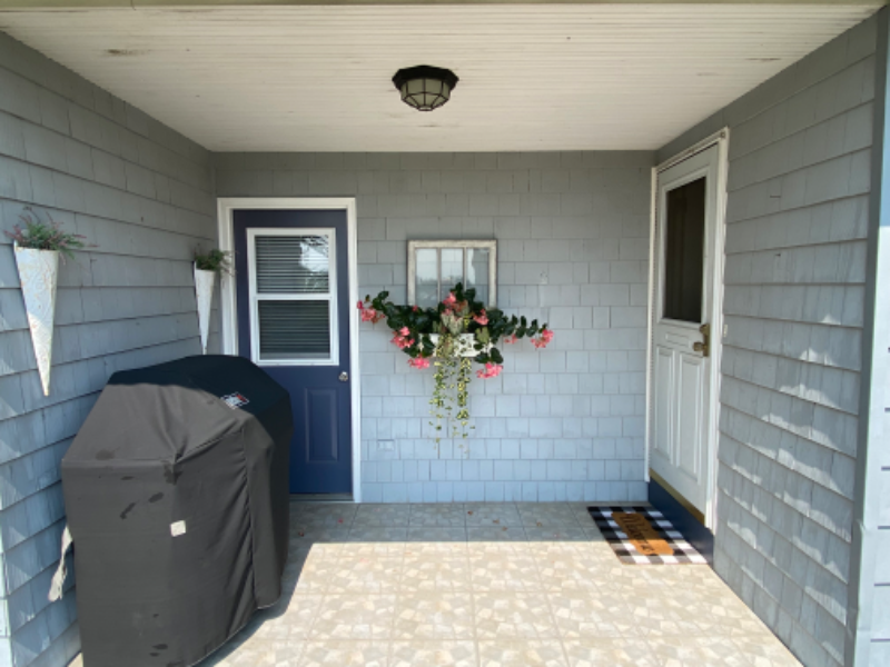 2723 Plains Rd - Photo 2 of 18