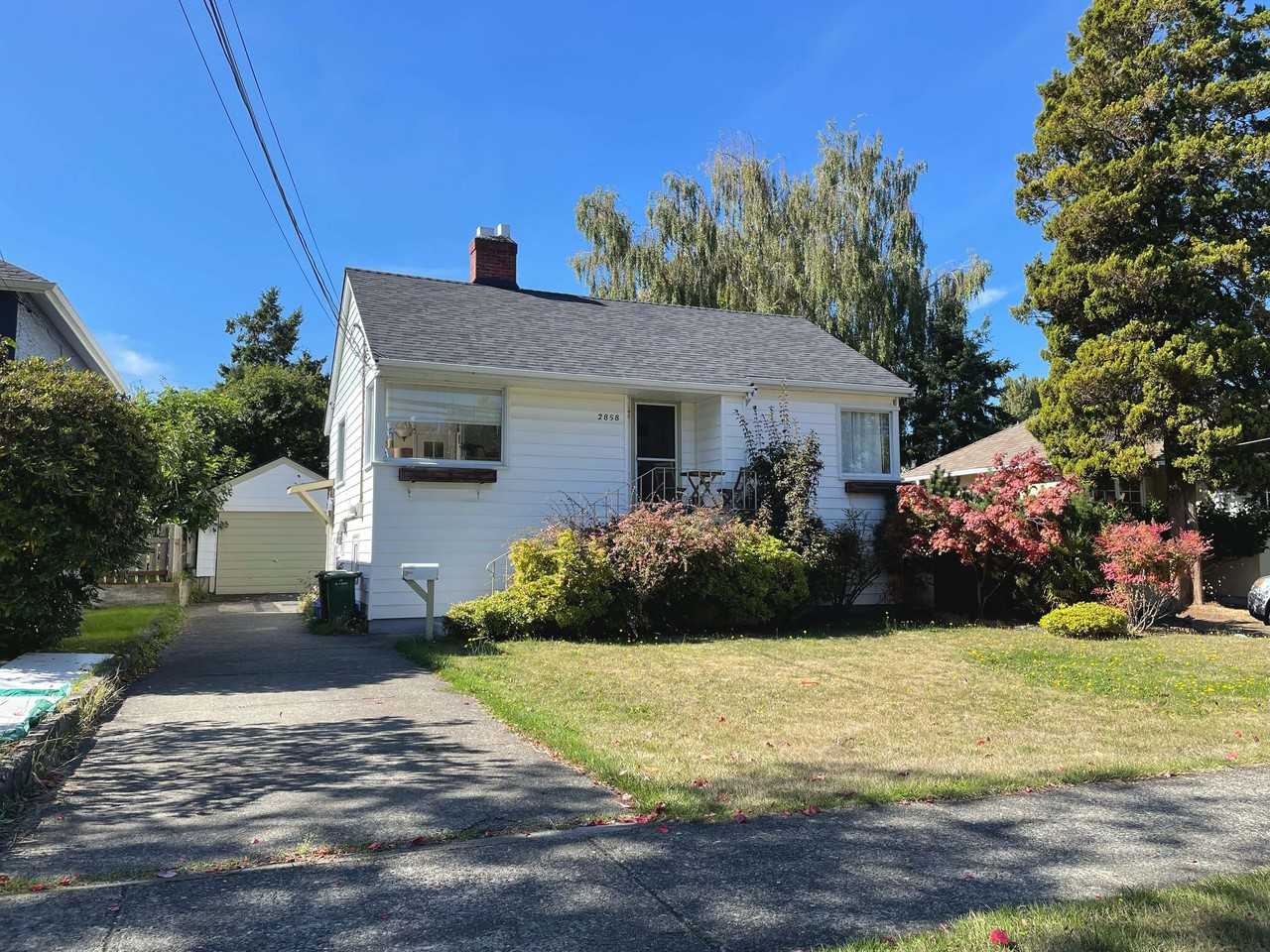 2858 Scott Street - Photo 2 of 24