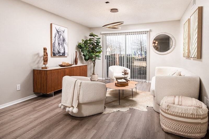 Lakeside Vintage - Photo 3 of 29