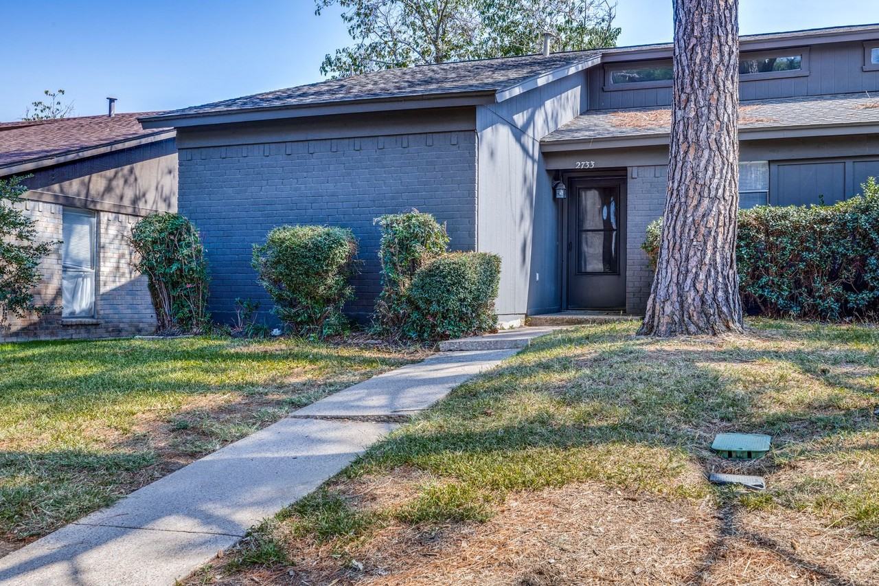 2733 Saint George Pl - Photo 3 of 23
