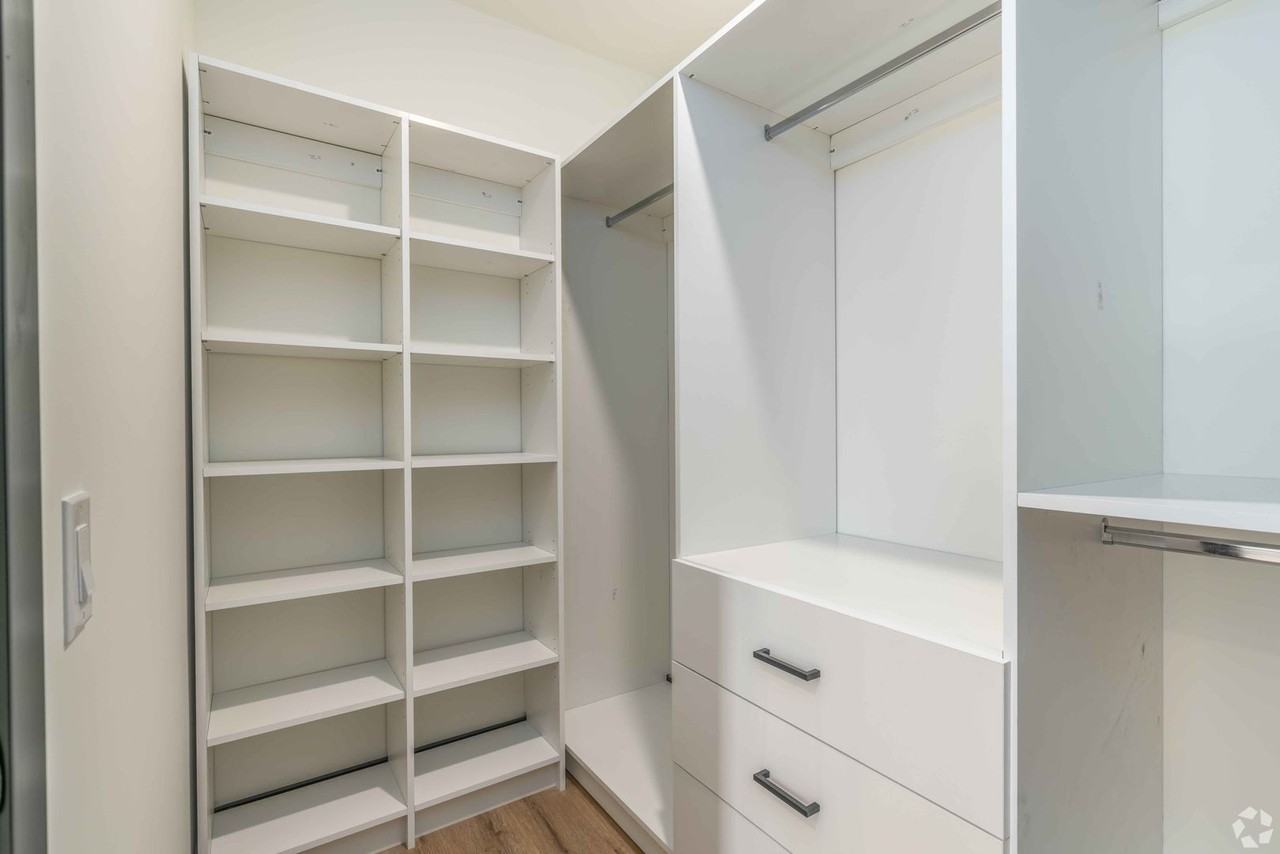 142 Church ST - Photo 6 of 28