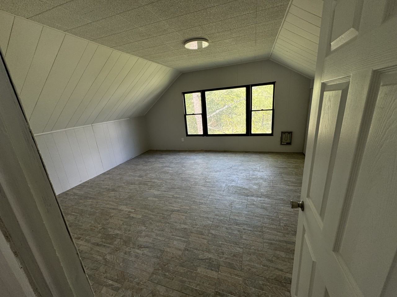 390 Cherry St #NA - Photo 3 of 8