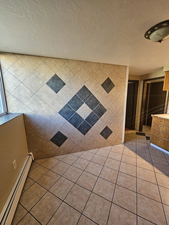 2230 36th St #BS - Photo 2 of 10