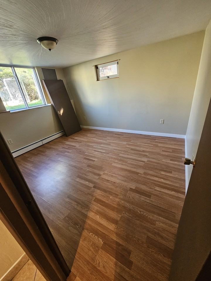 2230 36th St #BS - Photo 3 of 10