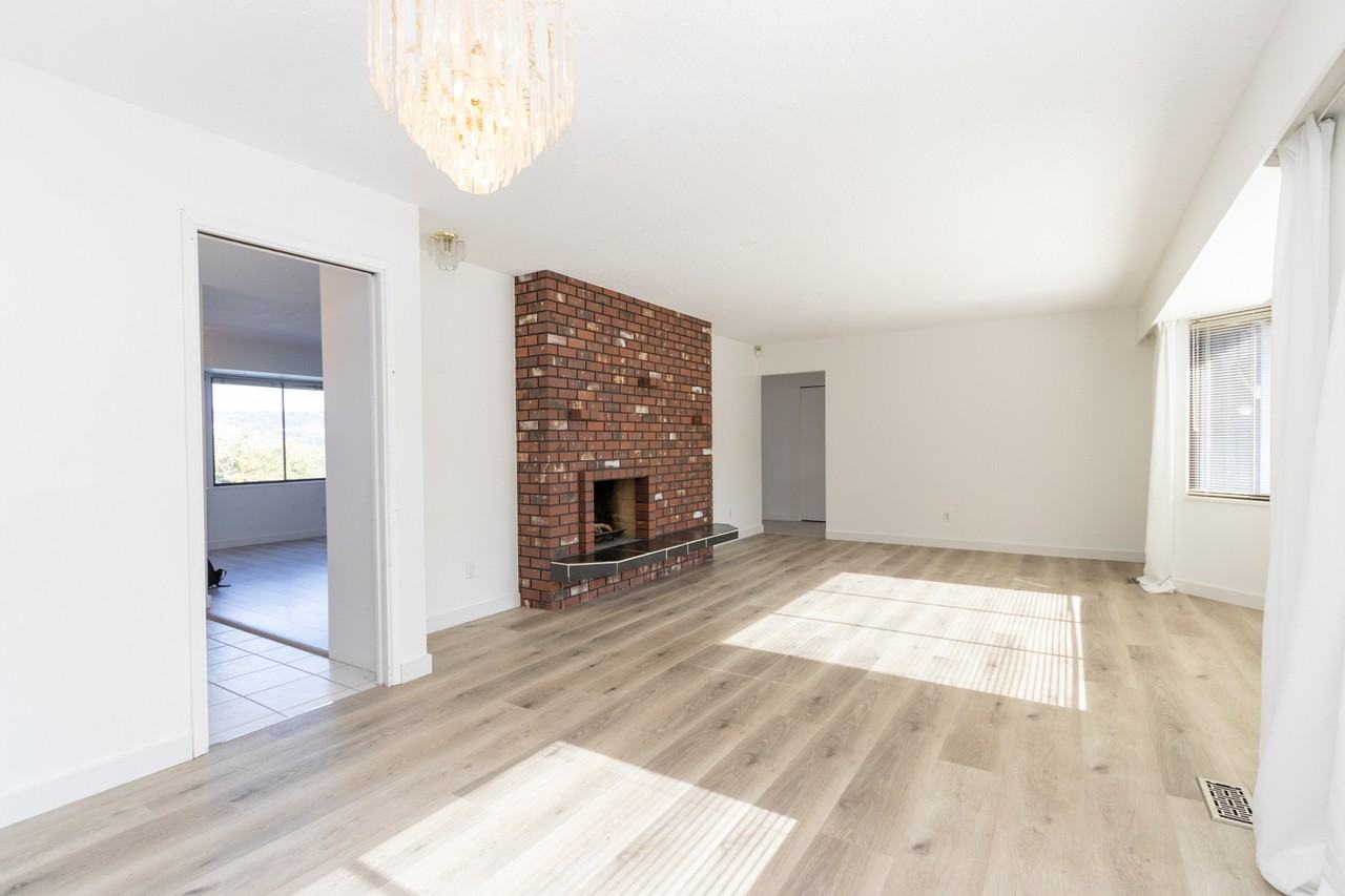 7871 Morley Street - Photo 3 of 20