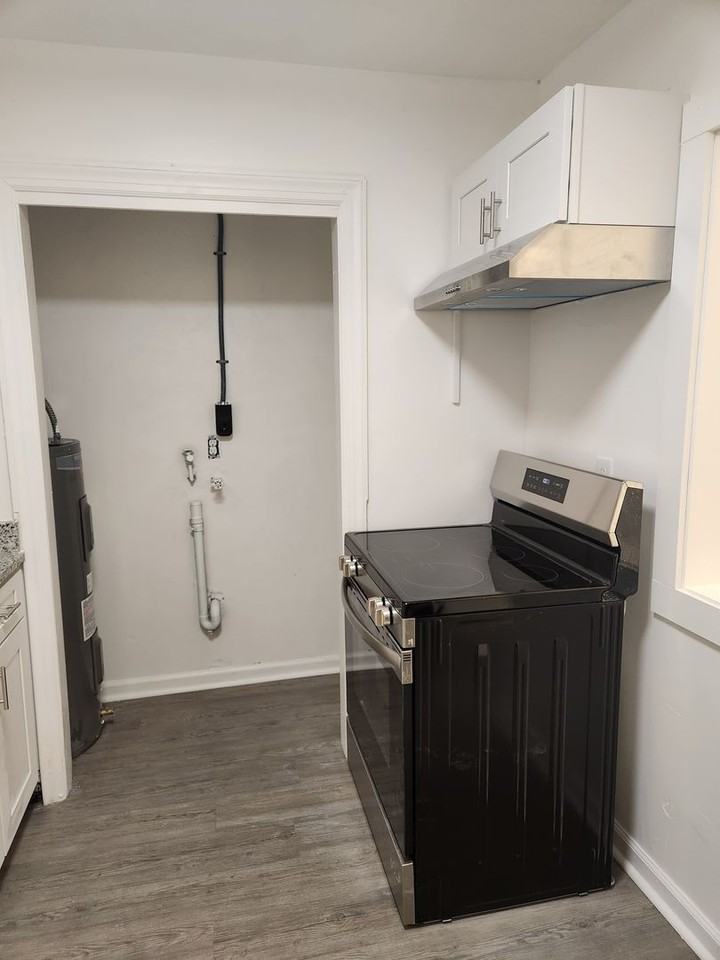 716 Cavalier Blvd - Photo 7 of 11