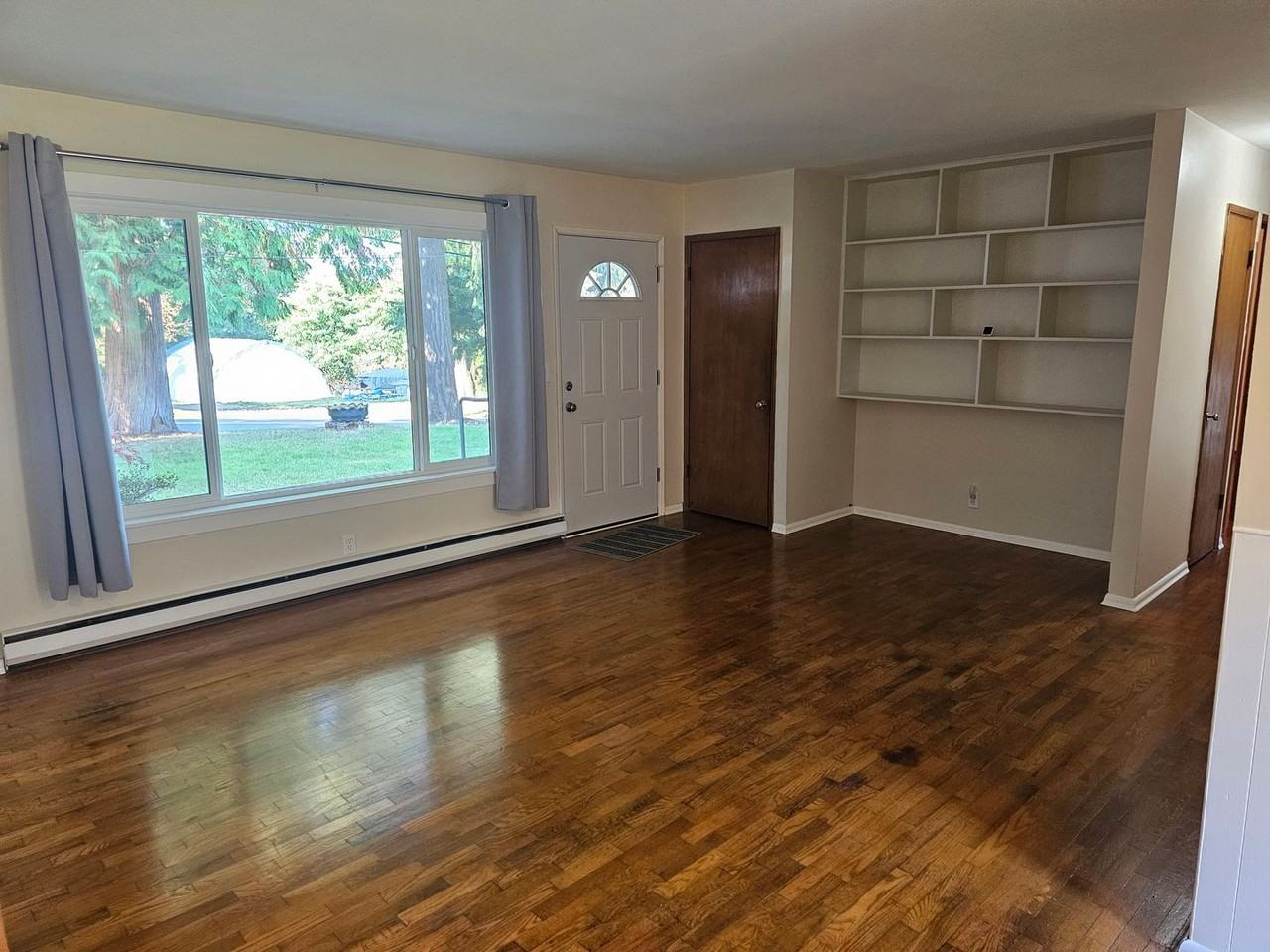 28230 48th Ave S - Photo 3 of 15