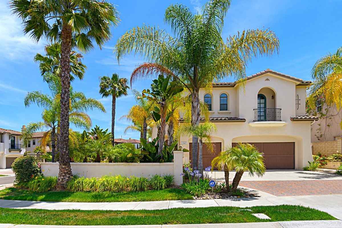 13443 Moreton Gln - Photo 2 of 25