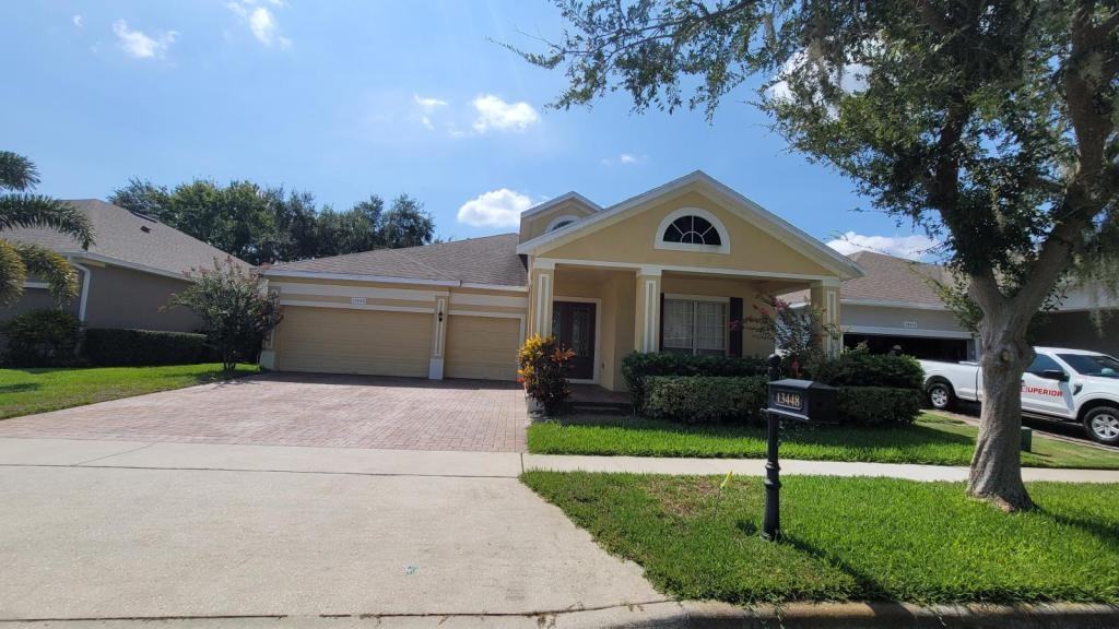 13448 Zori Ln - Photo 2 of 50