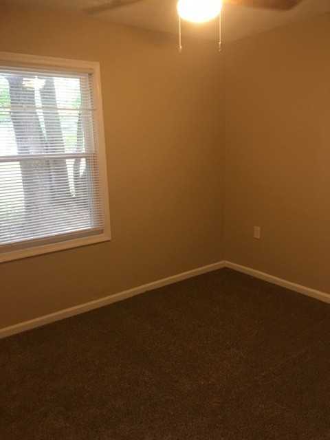 112 Williamson Dr - Photo 4 of 16