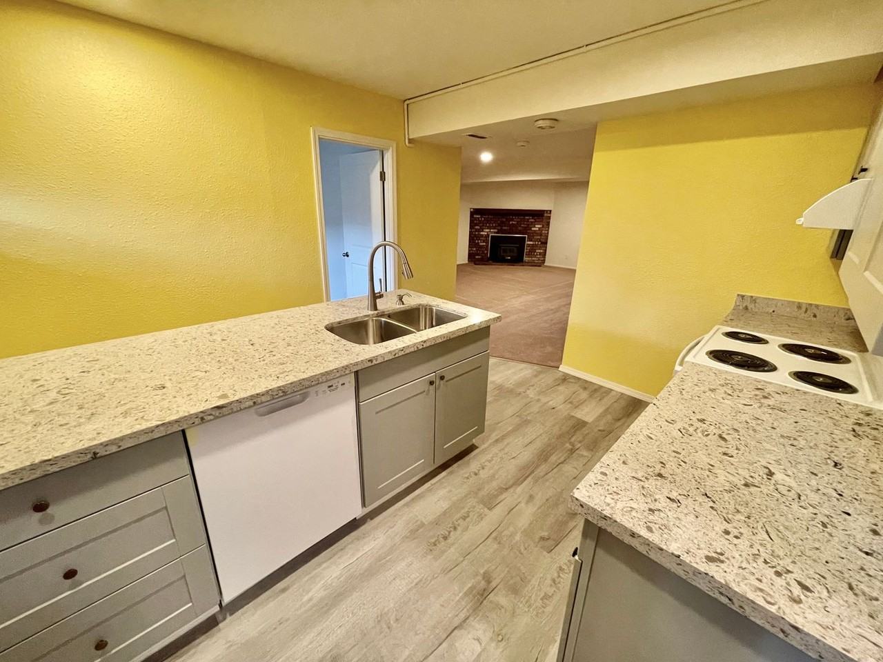 11721 12th Ave Nw - Photo 3 of 15