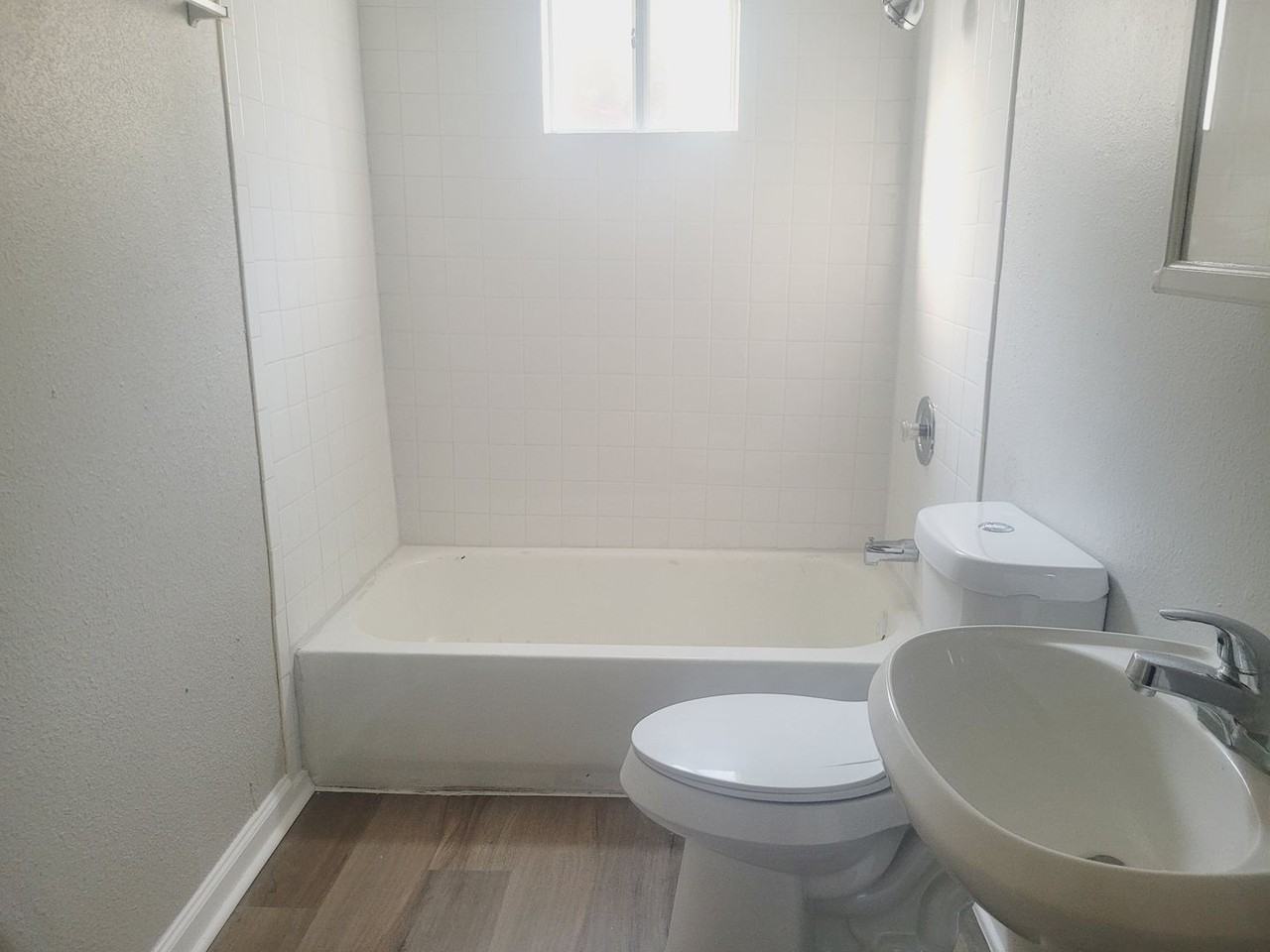 510 S Pine St #1 - Photo 5 of 10