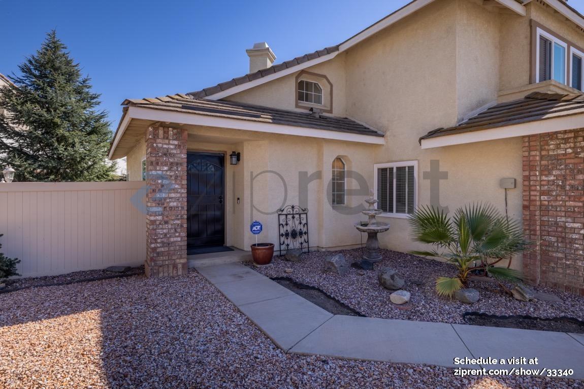 28207 Ajilwood Ct - Photo 5 of 33