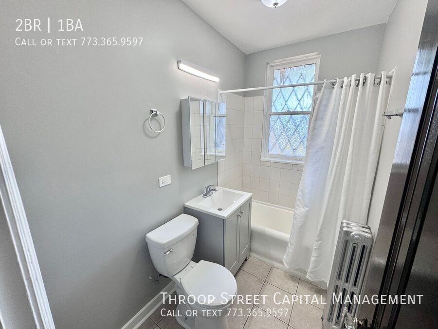 1915 E 86th St #3 - Photo 3 of 9