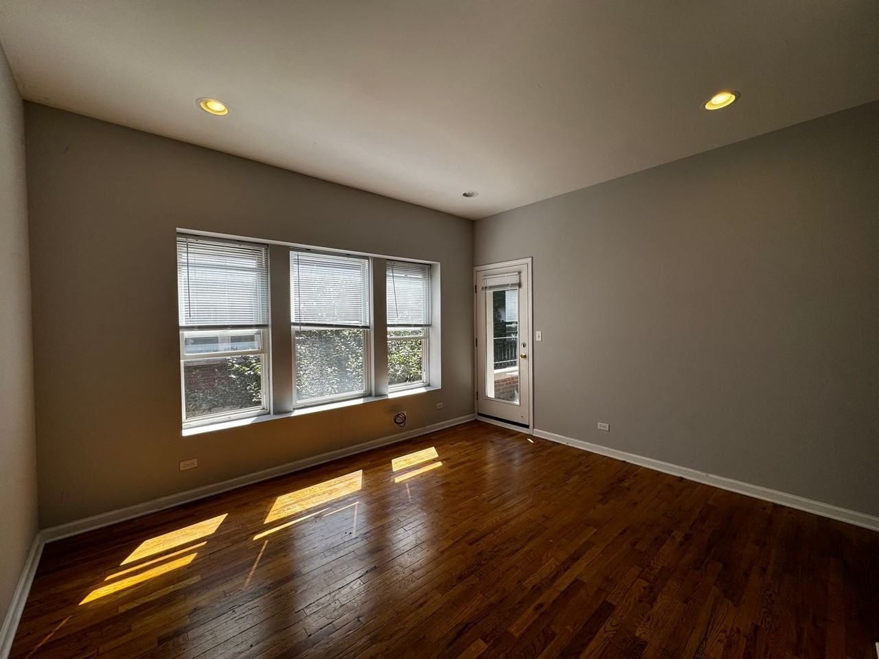 4720 N Bernard St #2E - Photo 2 of 13