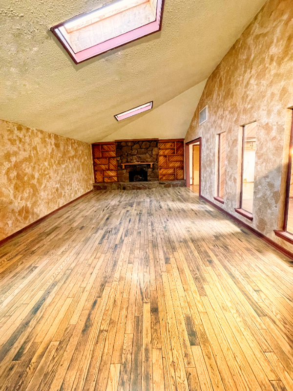 8408 Nw 90th St - Photo 3 of 15