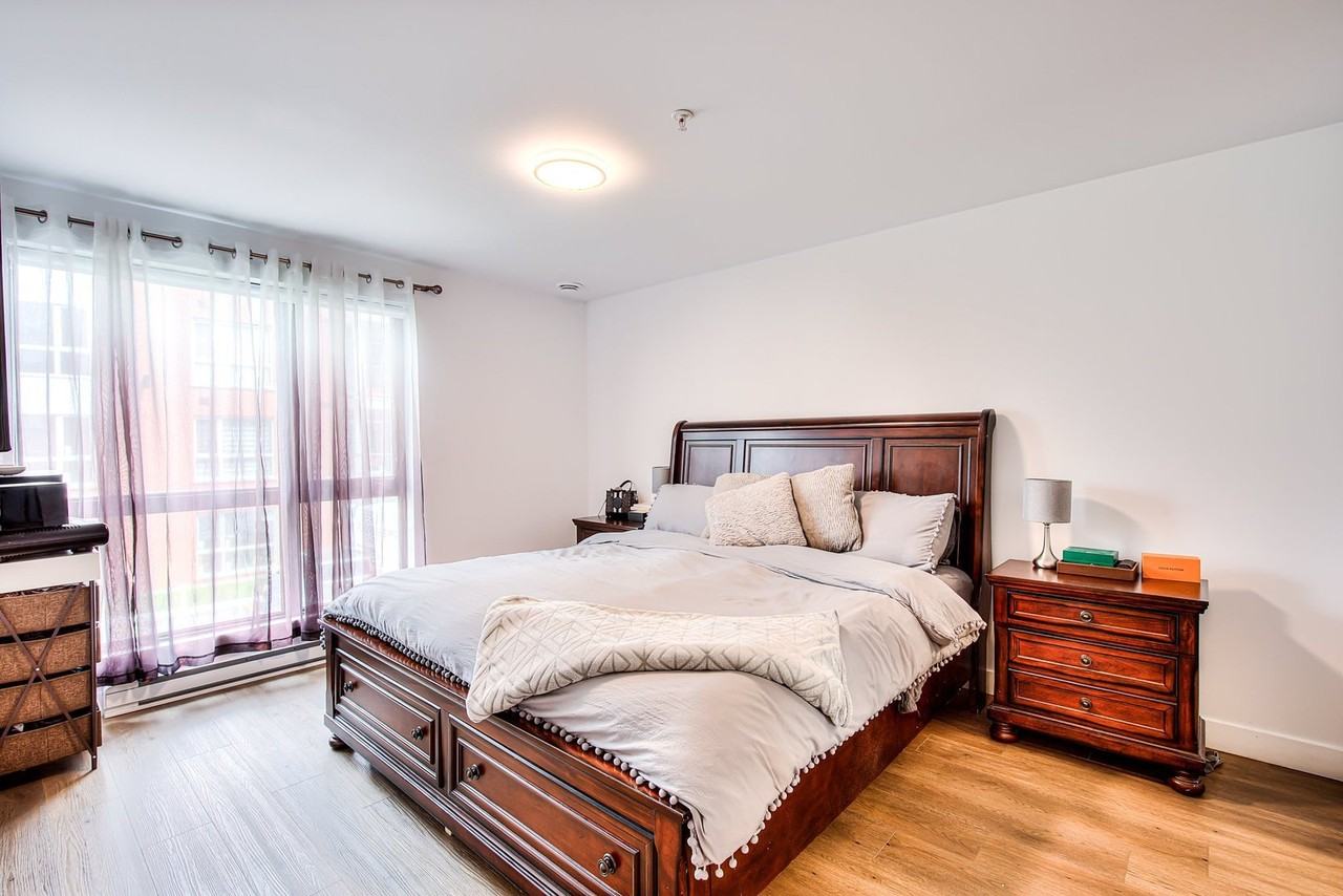 50 Rue Toe-Blake - Photo 3 of 12