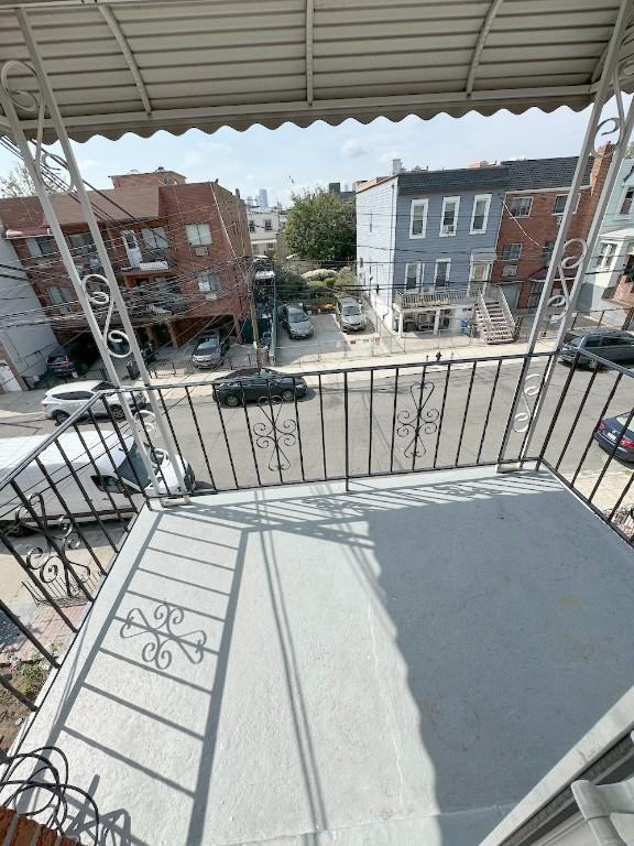 3221 60th St - Photo 2 of 10