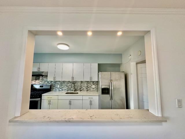 4210 50th Ave - Photo 2 of 8