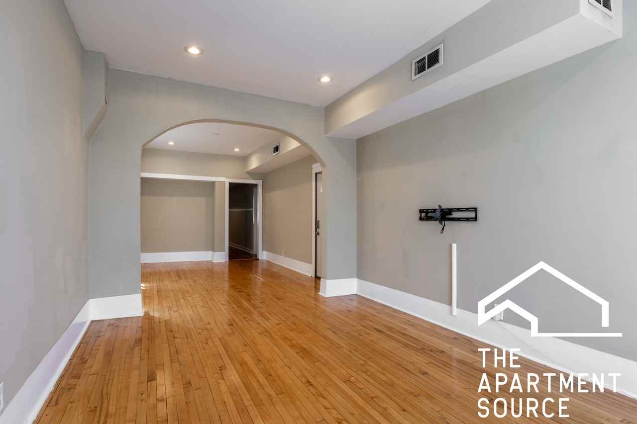 4343 W North Ave #2 - Photo 3 of 31