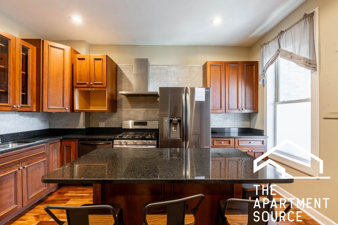 4343 W North Ave #2 - Photo 5 of 31