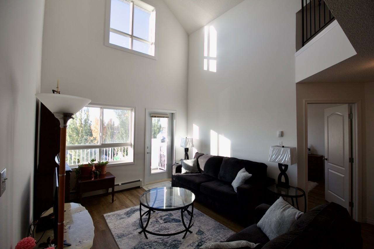 418 199 St Nw - Photo 5 of 38