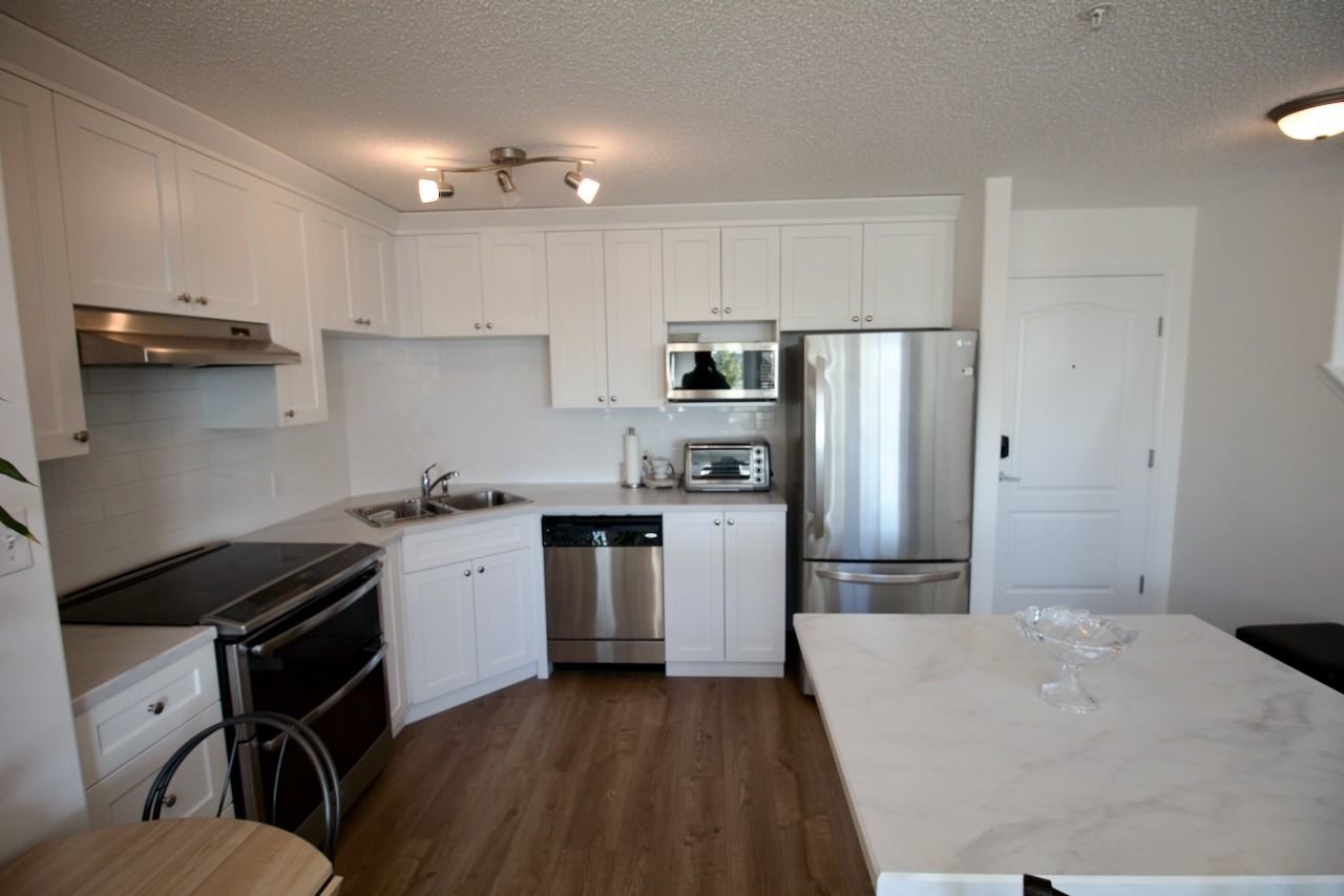 418 199 St Nw - Photo 3 of 38