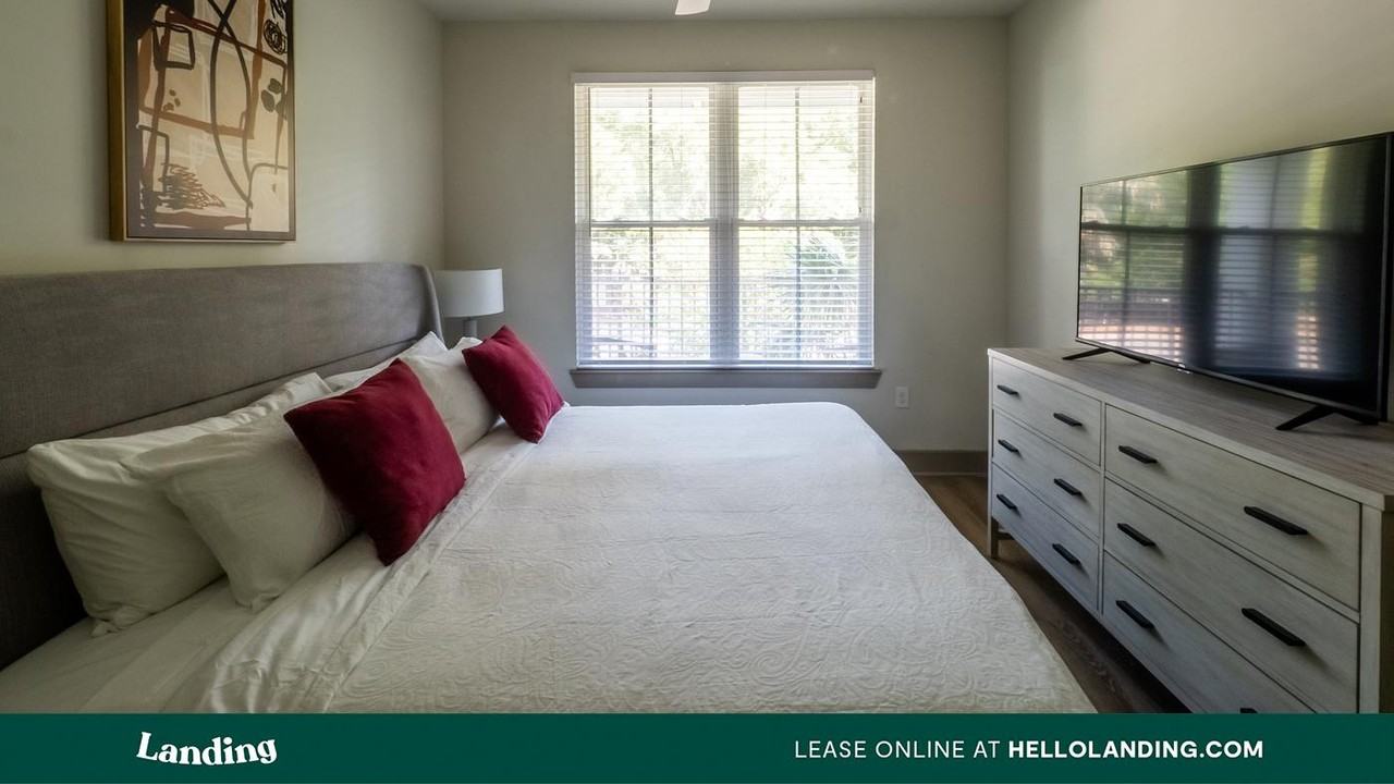 202 Promenade Vista St - Photo 5 of 50