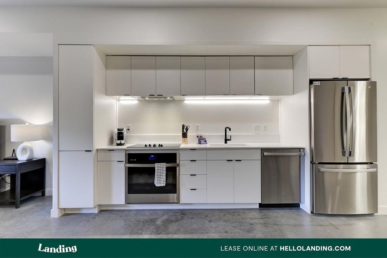 556 East 2100 South - Photo 5 of 50