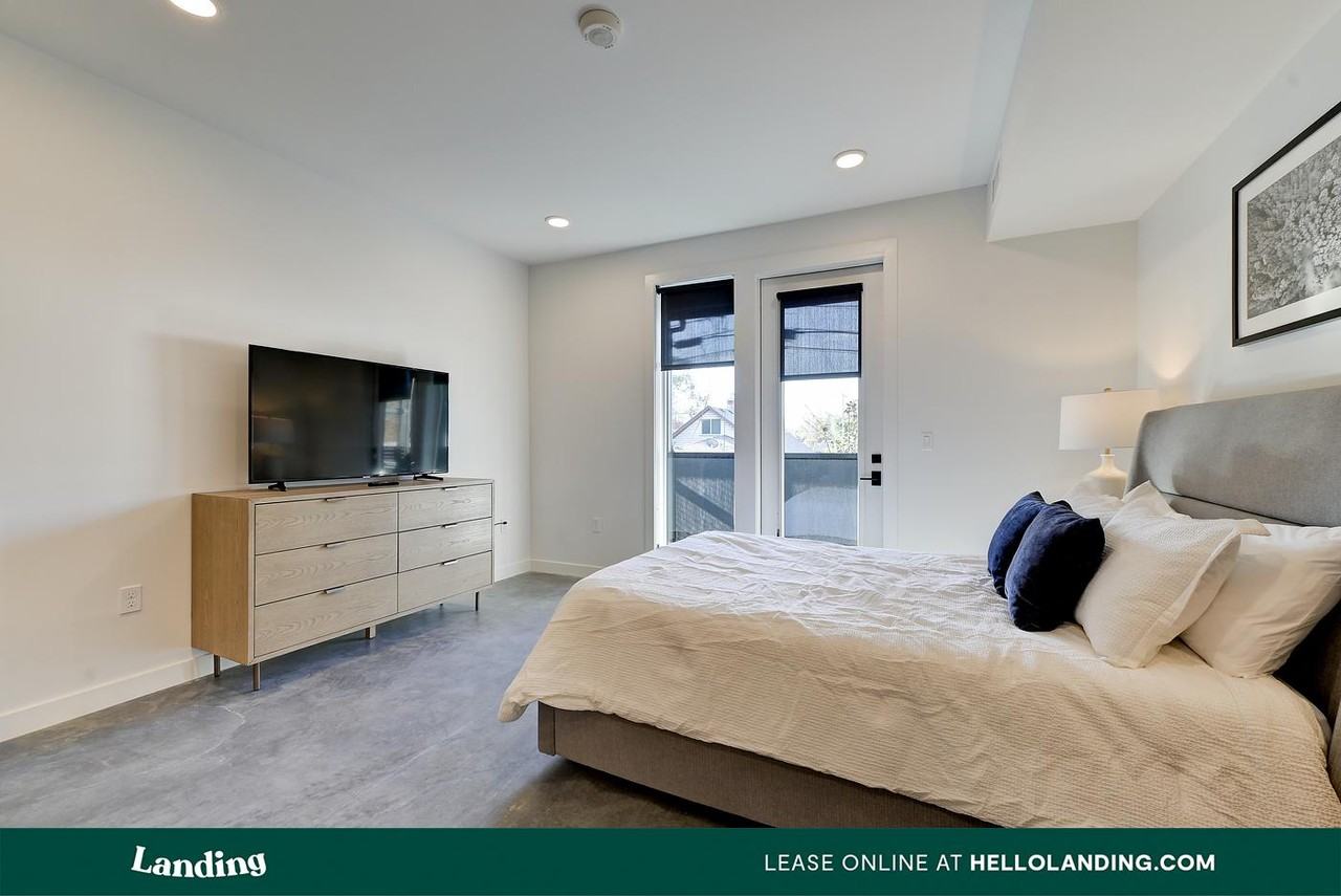 556 East 2100 South - Photo 6 of 50