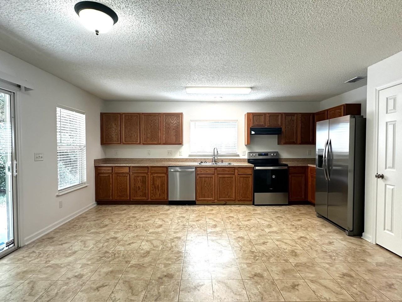 96054 Waterway Court - Photo 6 of 19