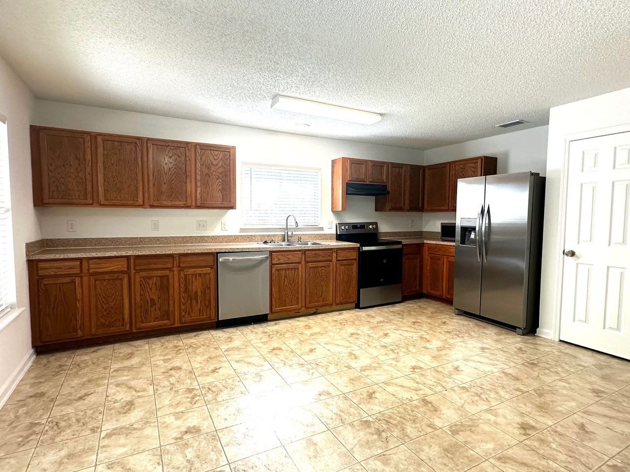 96054 Waterway Court - Photo 7 of 19