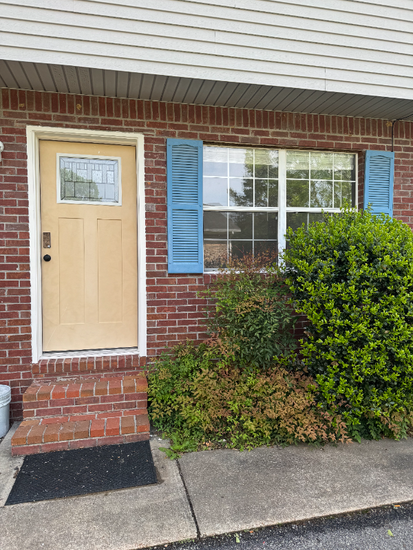 107C Penny Ln - Photo 2 of 12