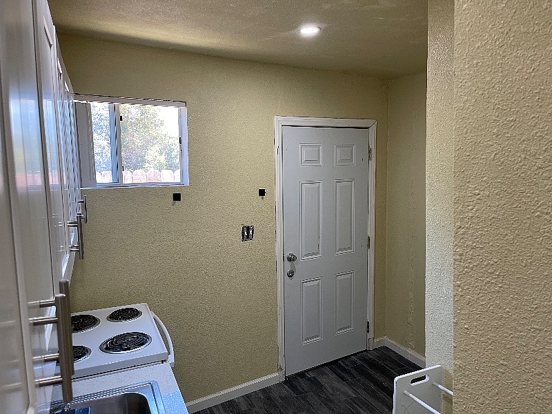 6031 Albemarle St #B - Photo 2 of 11